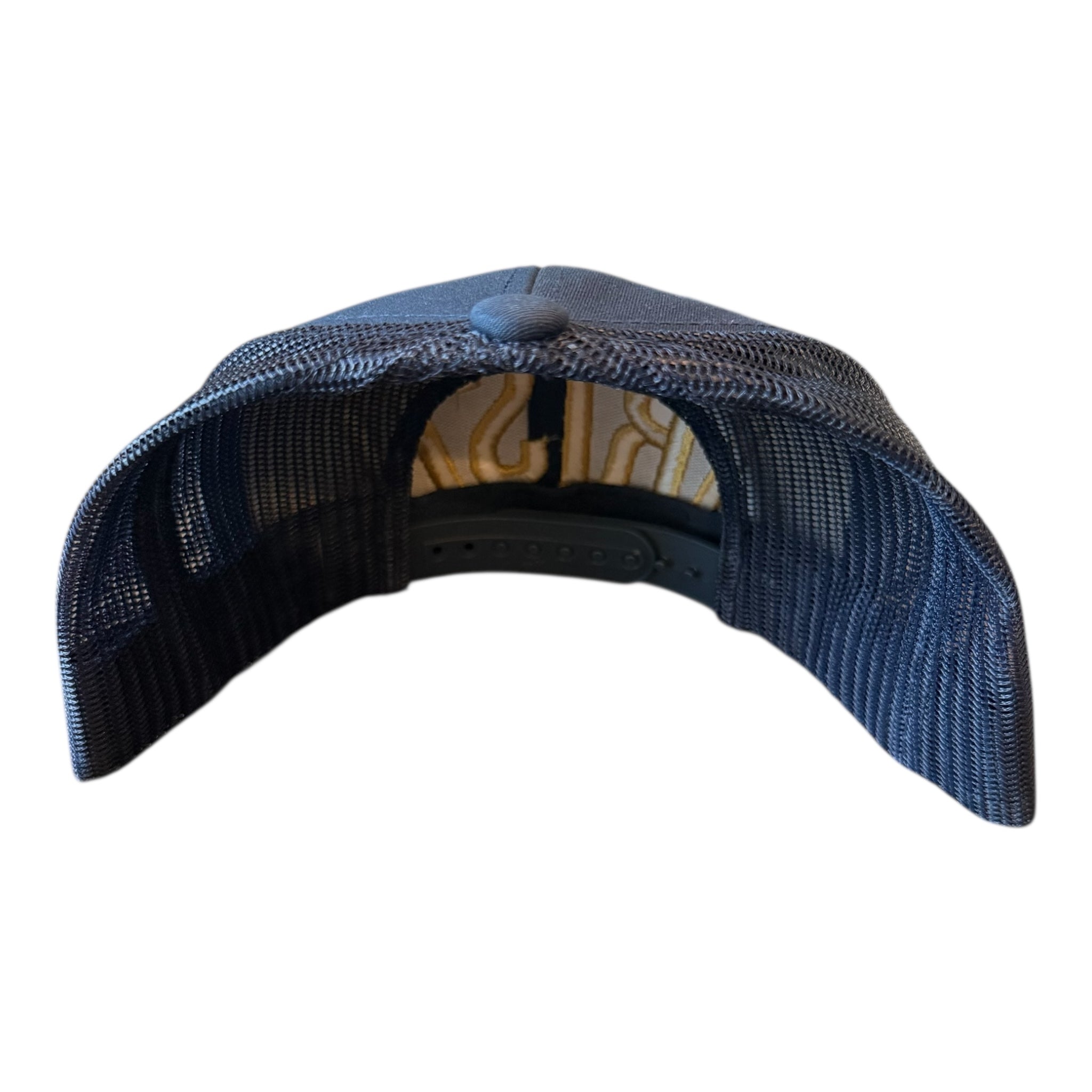 NOTRE DAME "IRISH" NAVY MESH TRUCKER CAP